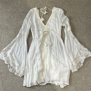 Abercrombie Bell Sleeve Cream Dress Small